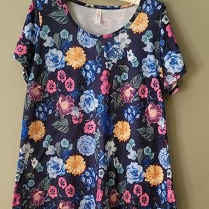 Floral Lularoe Classic-T.